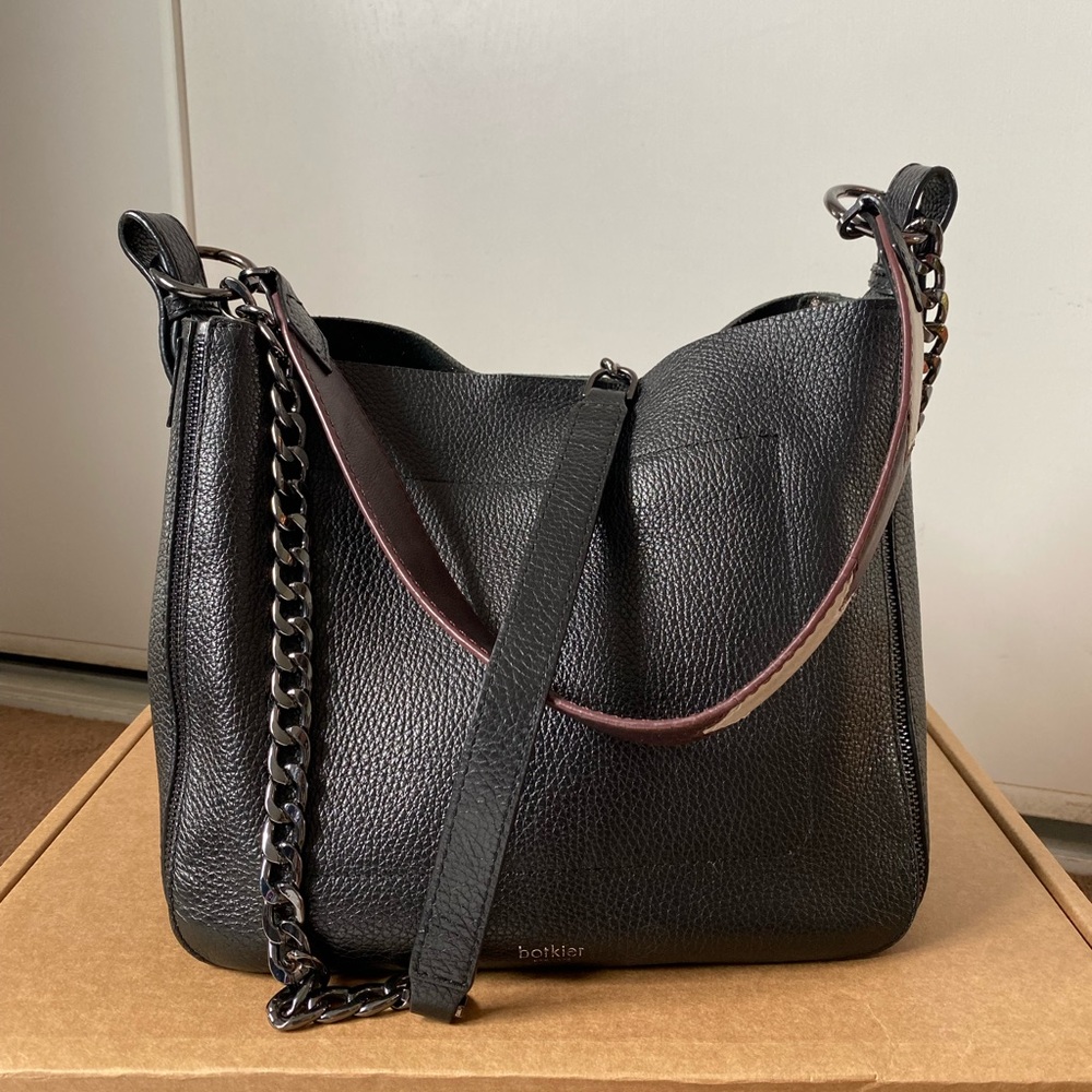 🖤Botkier Soho Bucket🖤 - Picture 2 of 11